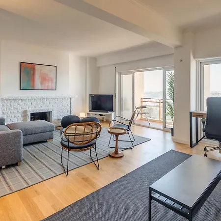 Belvedere Tm Flat With A Magnificent View ליסבון