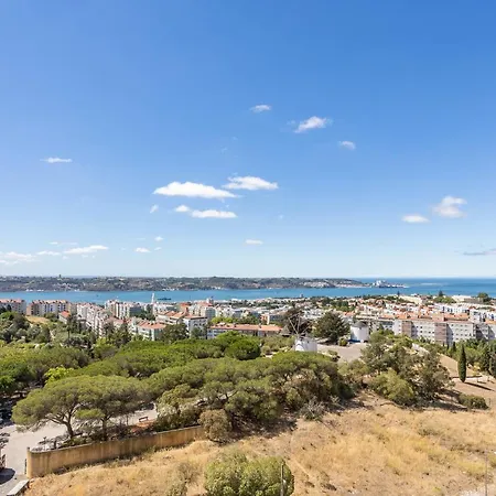 Belvedere Tm Flat With A Magnificent View Lizbona